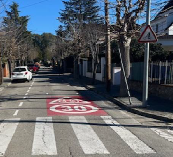 Imatge pels mitjans: Posar bancs a Avinguda Generalitat i Rambla Jaume I
